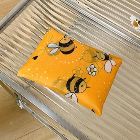 Bumble Bee Reusable Shopping Tote 3 Pack NWT - Picture 3 of 4